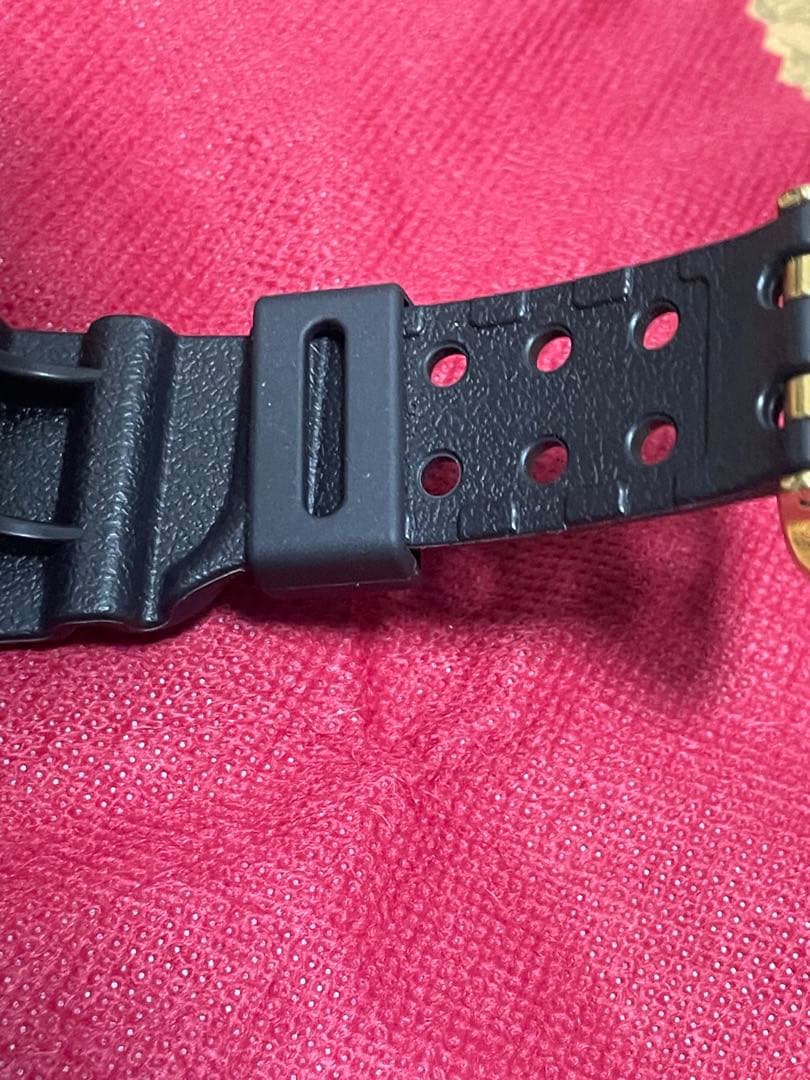 未使用品 G-SHOCK DW-8200B フロッグマン ブラックゴールド未使用