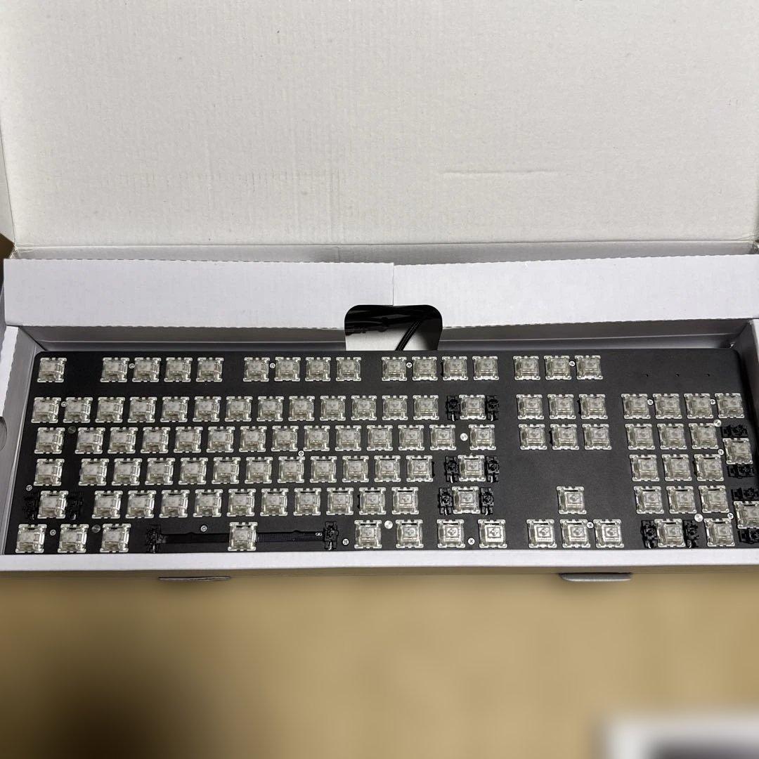 GRORIOUS MODULAR 自作ゲーミングキーボード