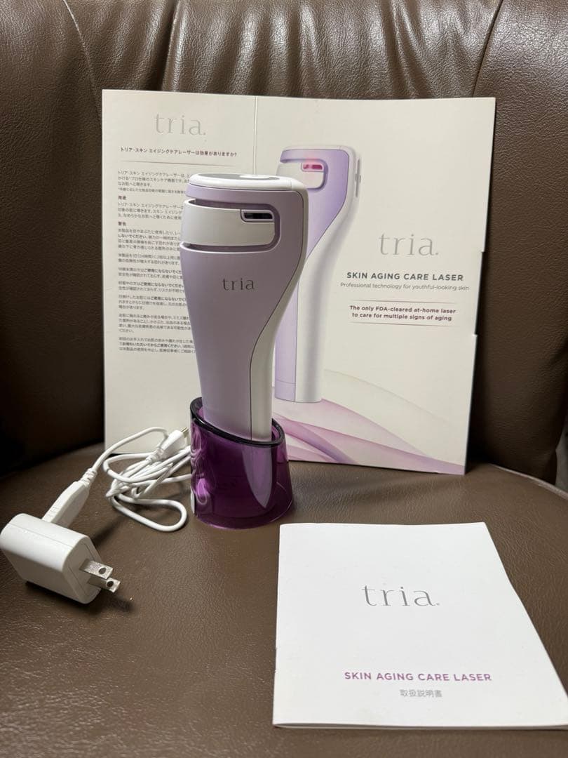 美顔器　トリア　スキン　エイジング　ケア　レーザー