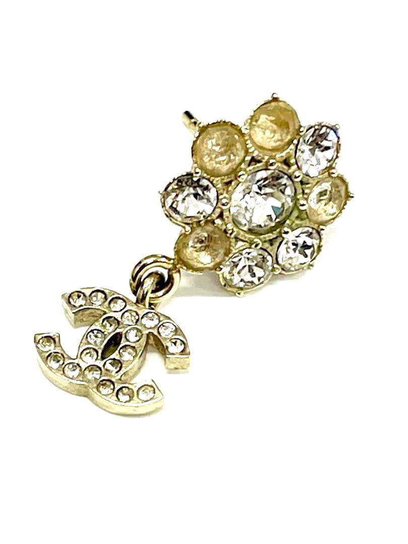 専用欄 正規品CHANELココマークフラワースウィングピアス