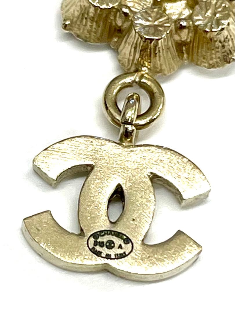 専用欄 正規品CHANELココマークフラワースウィングピアス