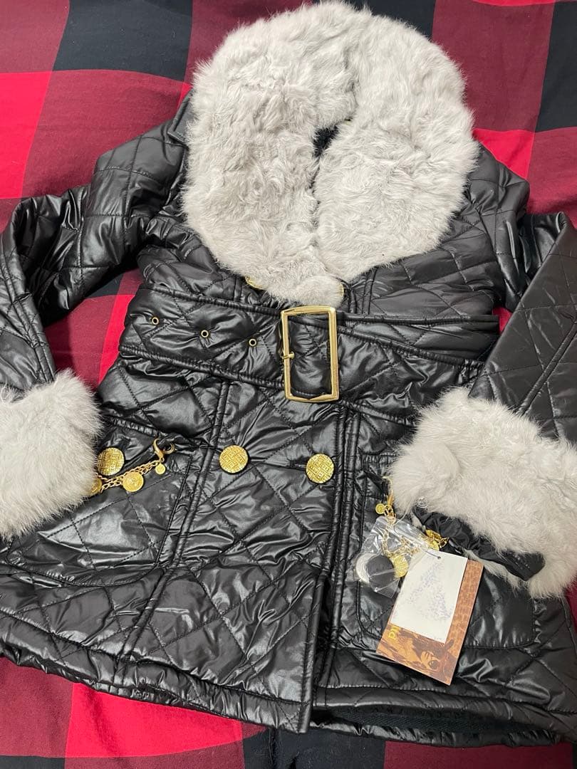 d.i.a新品ファー付き黒ダウンジャケット