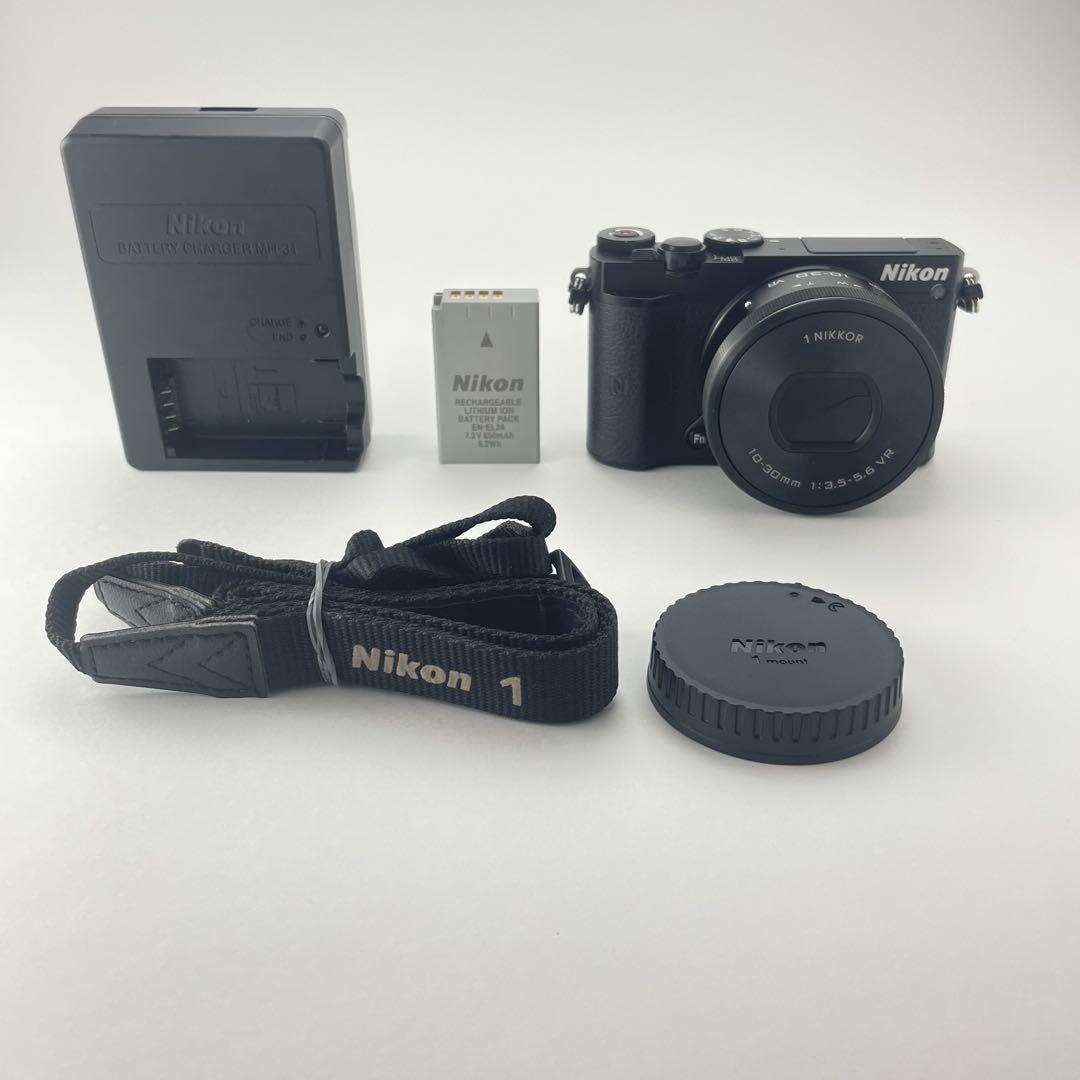 【美品・返品保証】Nikon1 J5 10-30mmレンズキット