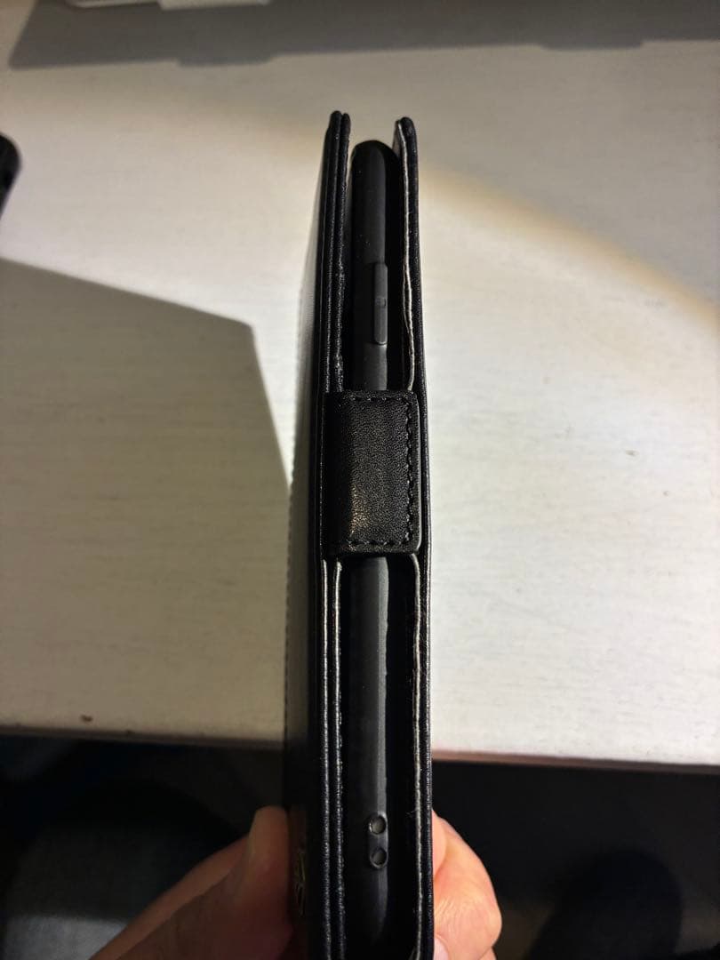 【FISTERS】iPhoneXR 128GB ホワイト