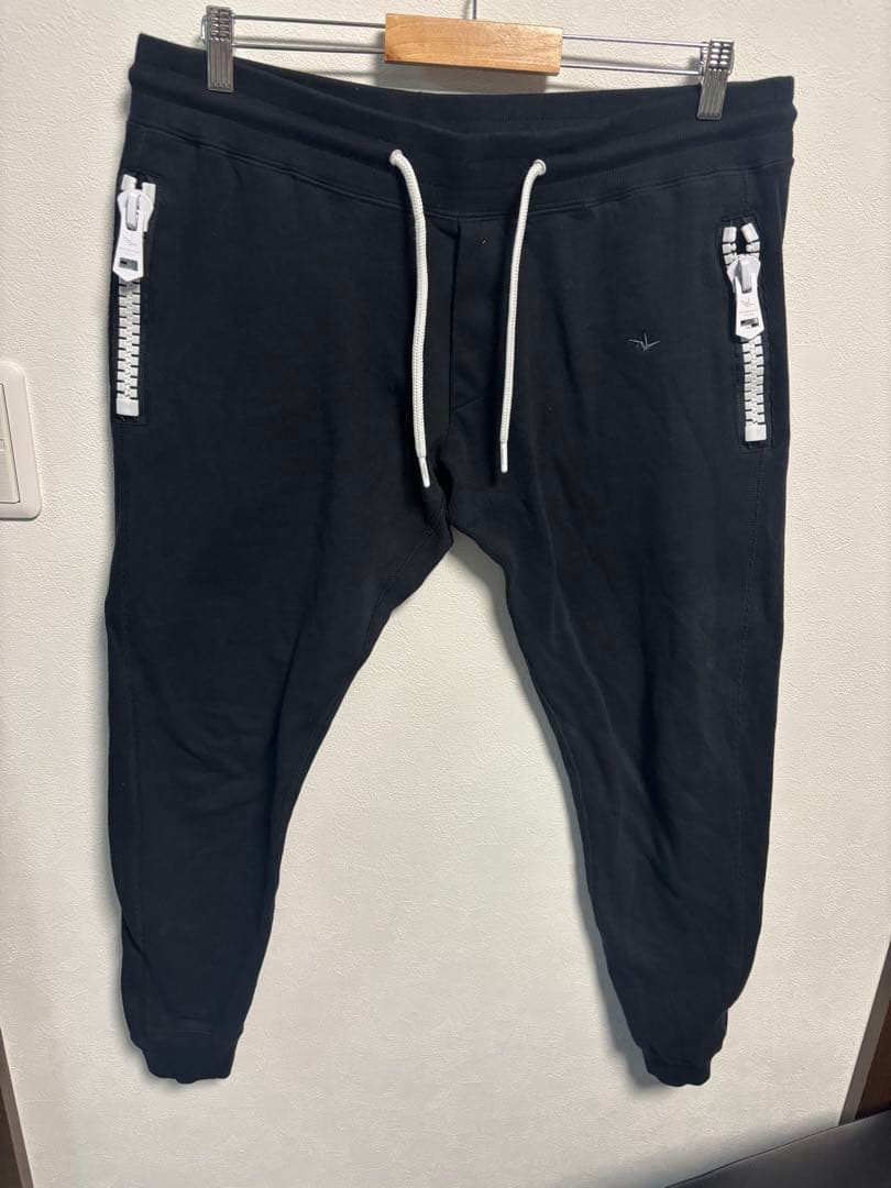 1PIU1UGUALE3 RELAX ウノピュウセットアップビックファスナー