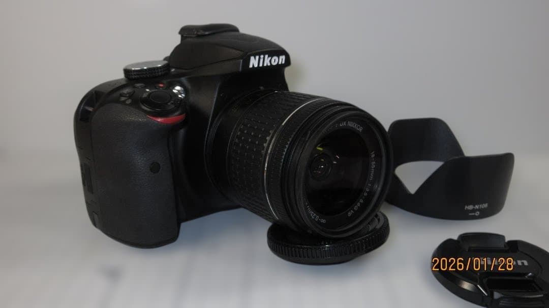 Nikon D3400 デジタル一眼レフカメラ 18-55mmレンズ付き極上品