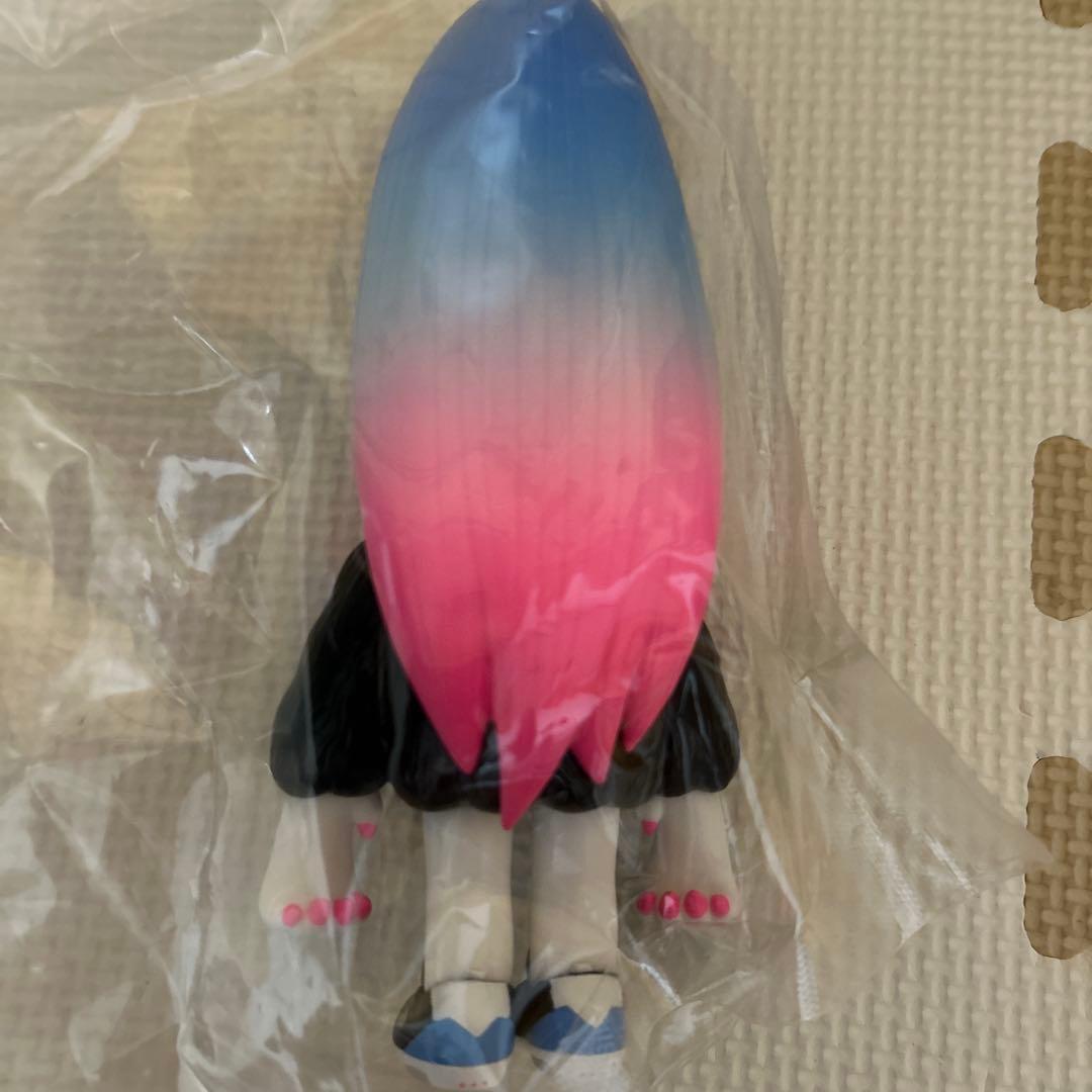 GRAPE BRAIN ゲラゲラ ソフビ フィギュア 二口裂け女