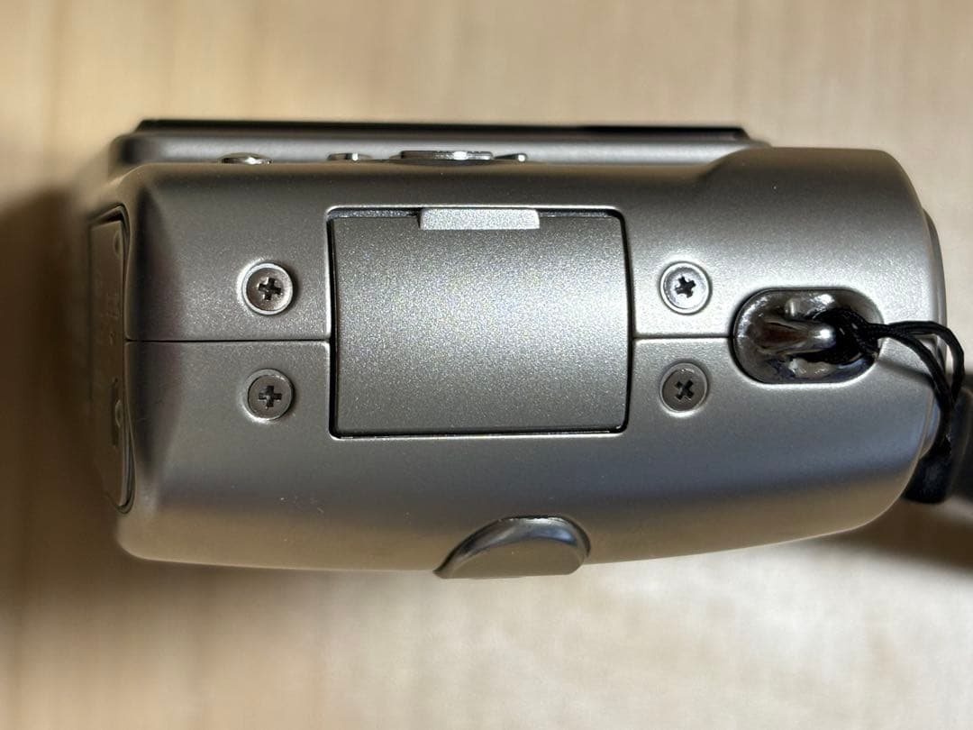 【美品】LUMIX DMC-TZ3 10倍光学ズーム シルバー ケース付属