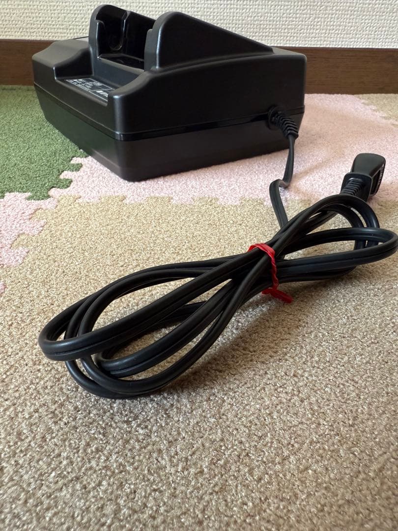 Panasonic NKJ069Z1 バッテリー充電器