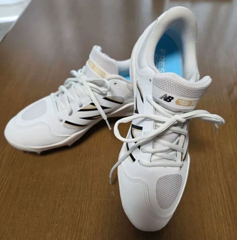 Mizuki さん専用　ニューバランス Fresh Foam 3000v7