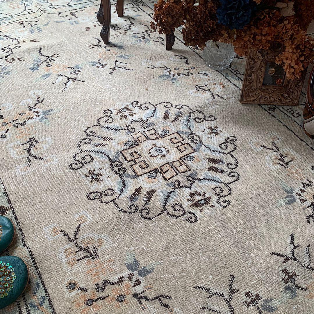 シノワズリ218×117 トルコヴィンテージラグ　ベージュ　オレンジ　トルコラグ