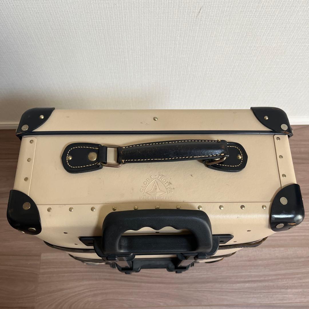 グローブ・トロッター×SHIPS 21インチ スーツケース