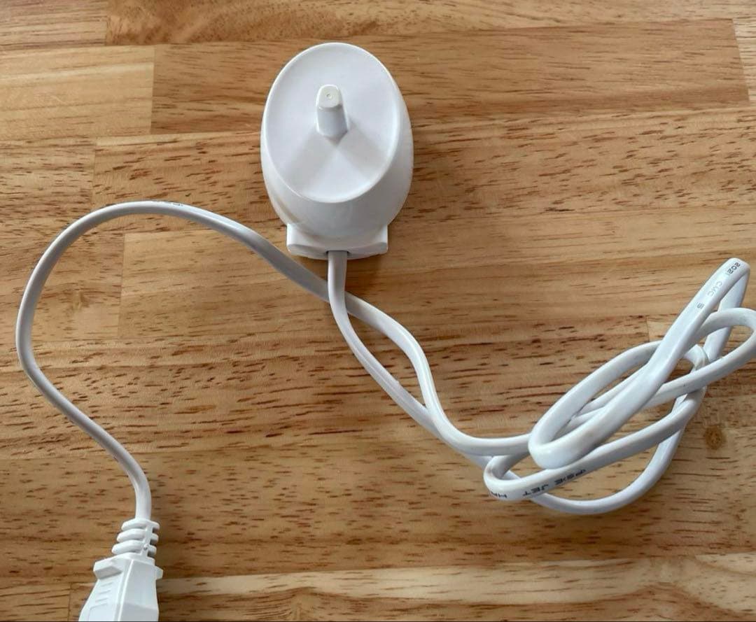 Oral-B iO6 本体+充電器+換えブラシ1本＋トラベルケース