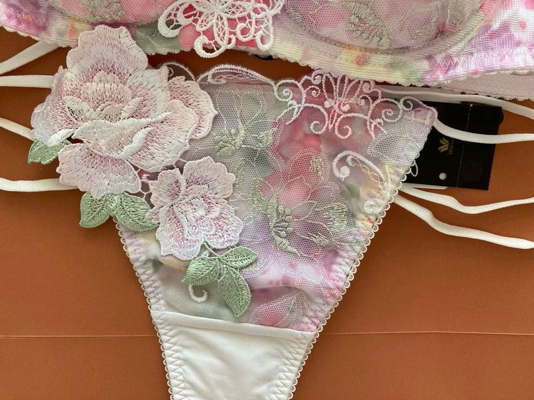 サルート/C65&M/バルセロナ