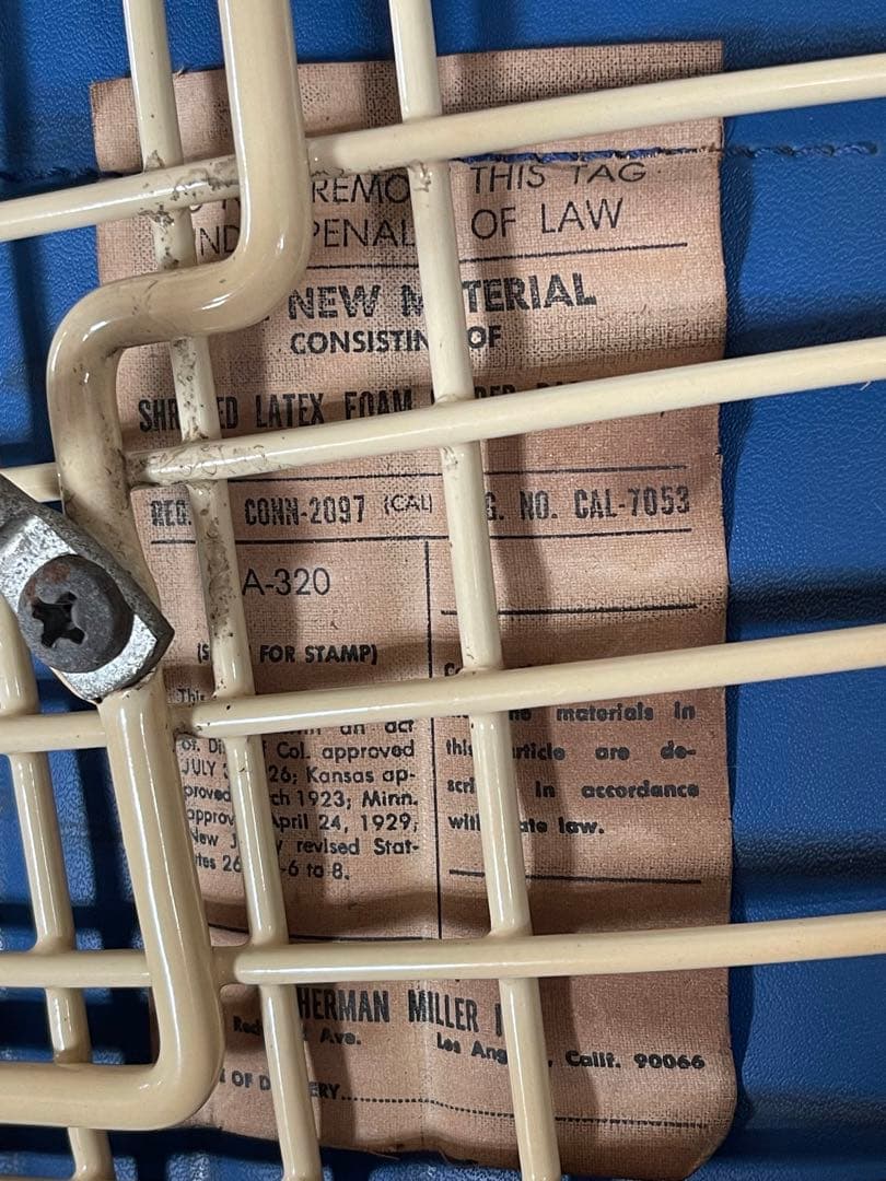 ハーマンミラー イームズ DKR ワイヤー チェア ビキニパッド ブルー 2