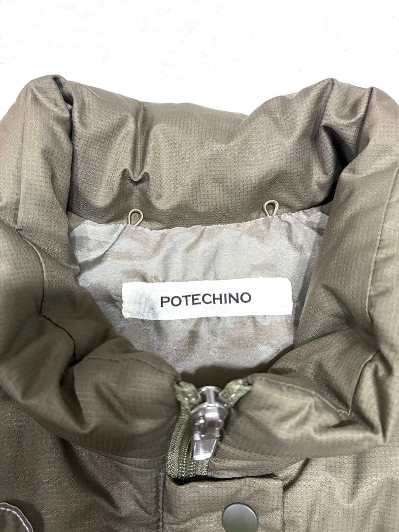 POTECHINO ダウンベスト 花モチーフ付 カーキ ゆったり