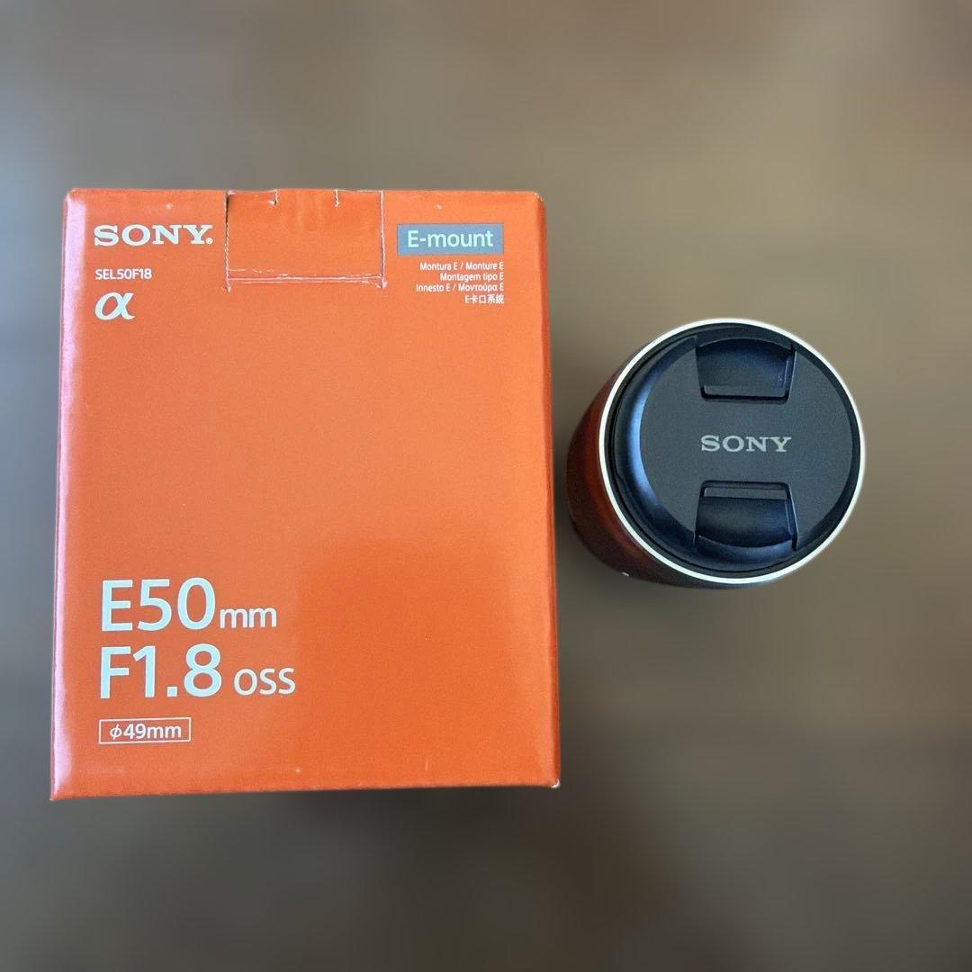 SONY E50mm F1.8 OSS レンズ