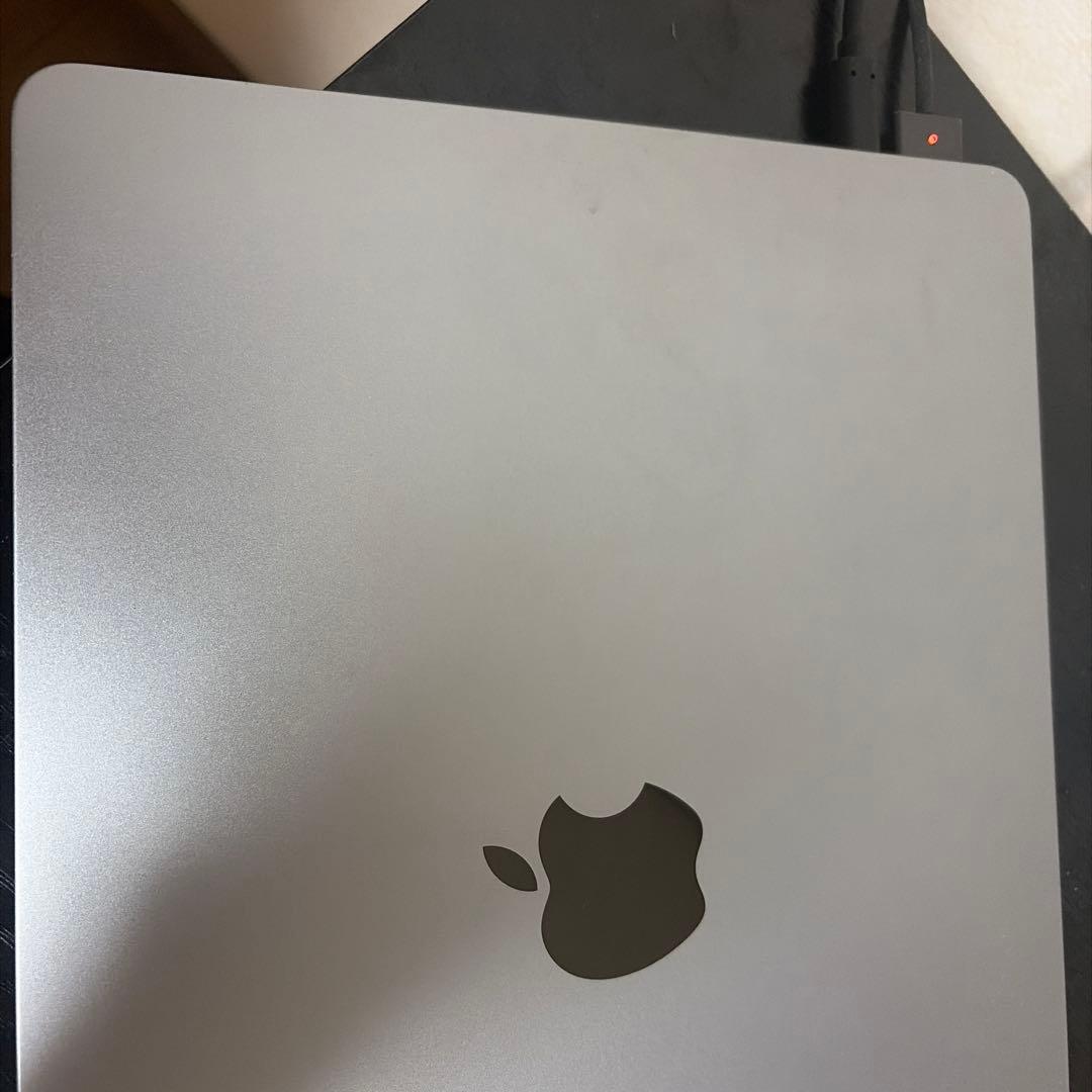 土*！様 Apple MacBook Air (M2)