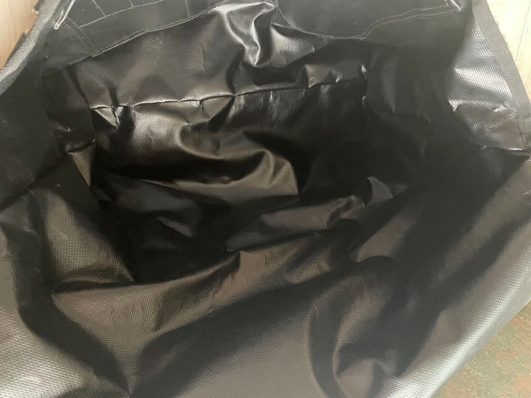 LORINZA ロリンザ　メッセンジャーバッグ