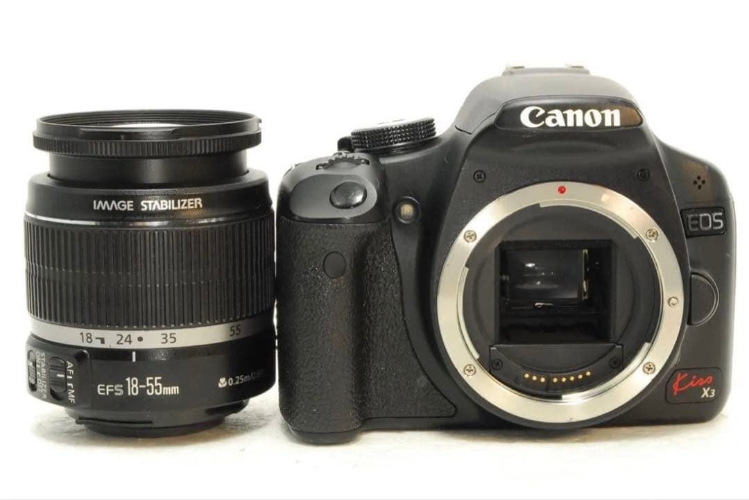 Canon EOS Kiss X3 デジタル一眼レフ本体とレンズ付き　レンズ２つ