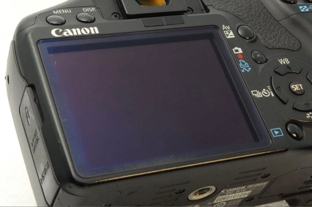 Canon EOS Kiss X3 デジタル一眼レフ本体とレンズ付き　レンズ２つ