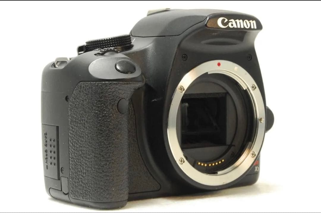 Canon EOS Kiss X3 デジタル一眼レフ本体とレンズ付き　レンズ２つ