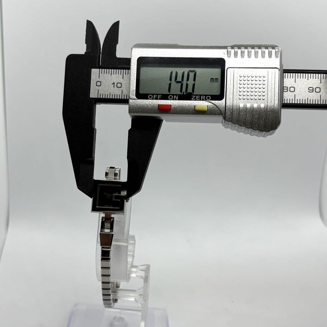 【稼働/新品電池】GUCCI 102 バングルウォッチ　Gスクエア ブラック