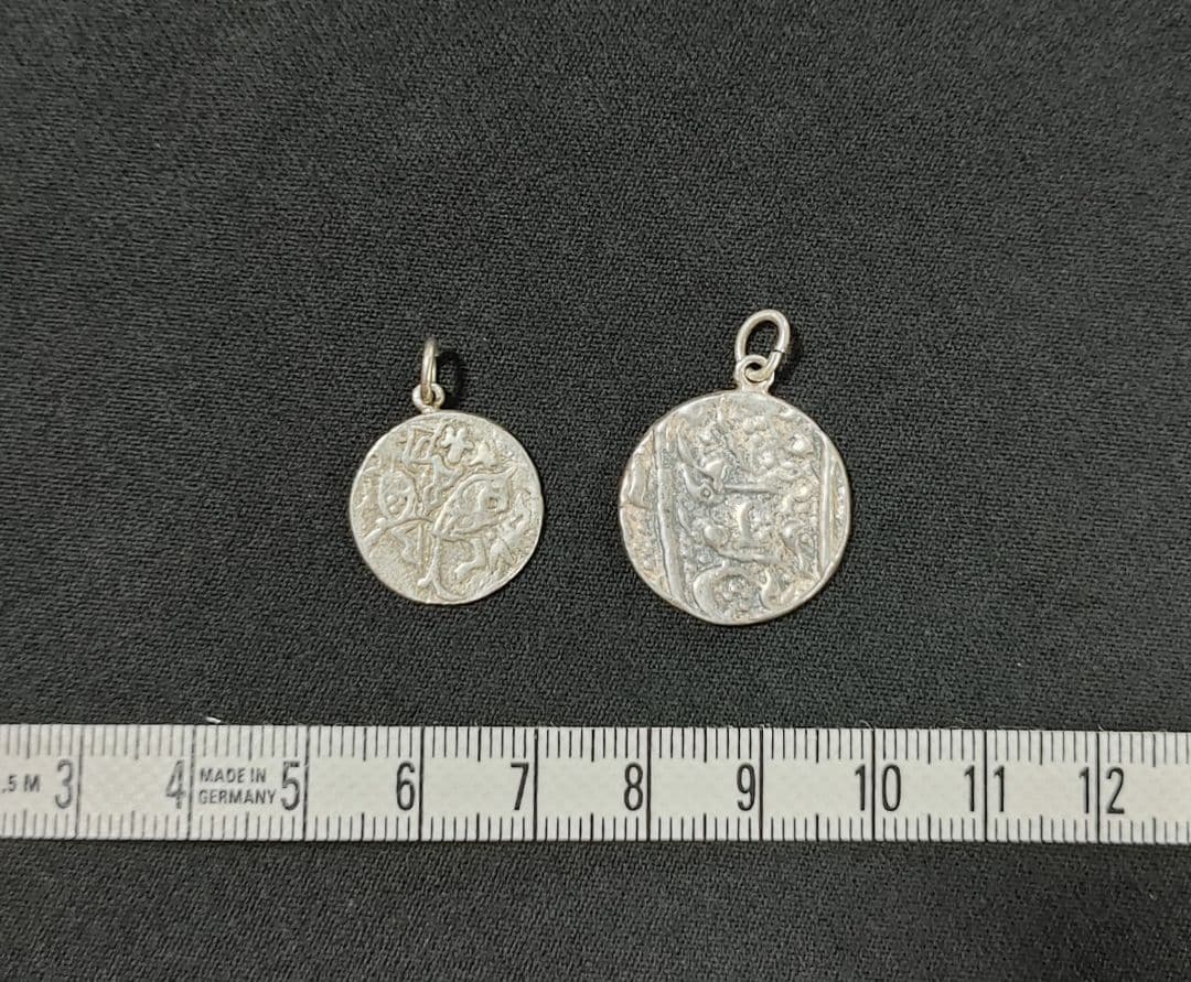 古代銀貨　ペンダントトップ２個せっと