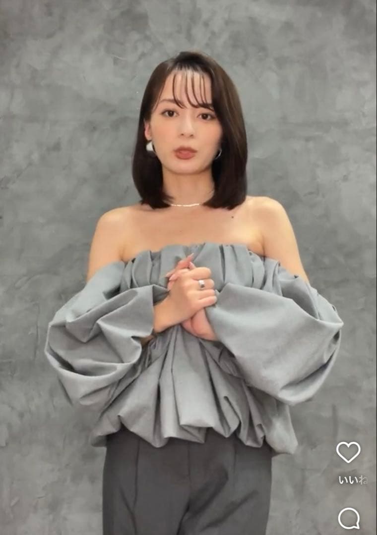 anuans ボリュームバルーントップス GRAY