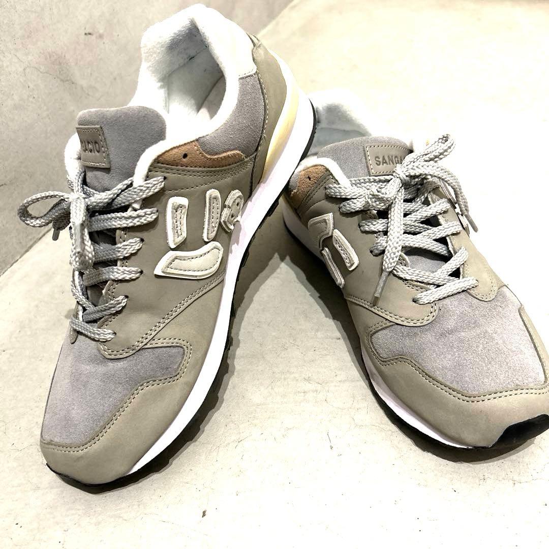 にゅ～ず『GRAY』10周年限定モデル　26センチ