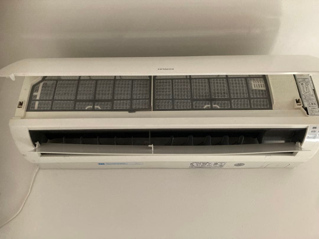 HITACHI RAS-R22A(W) エアコン本体