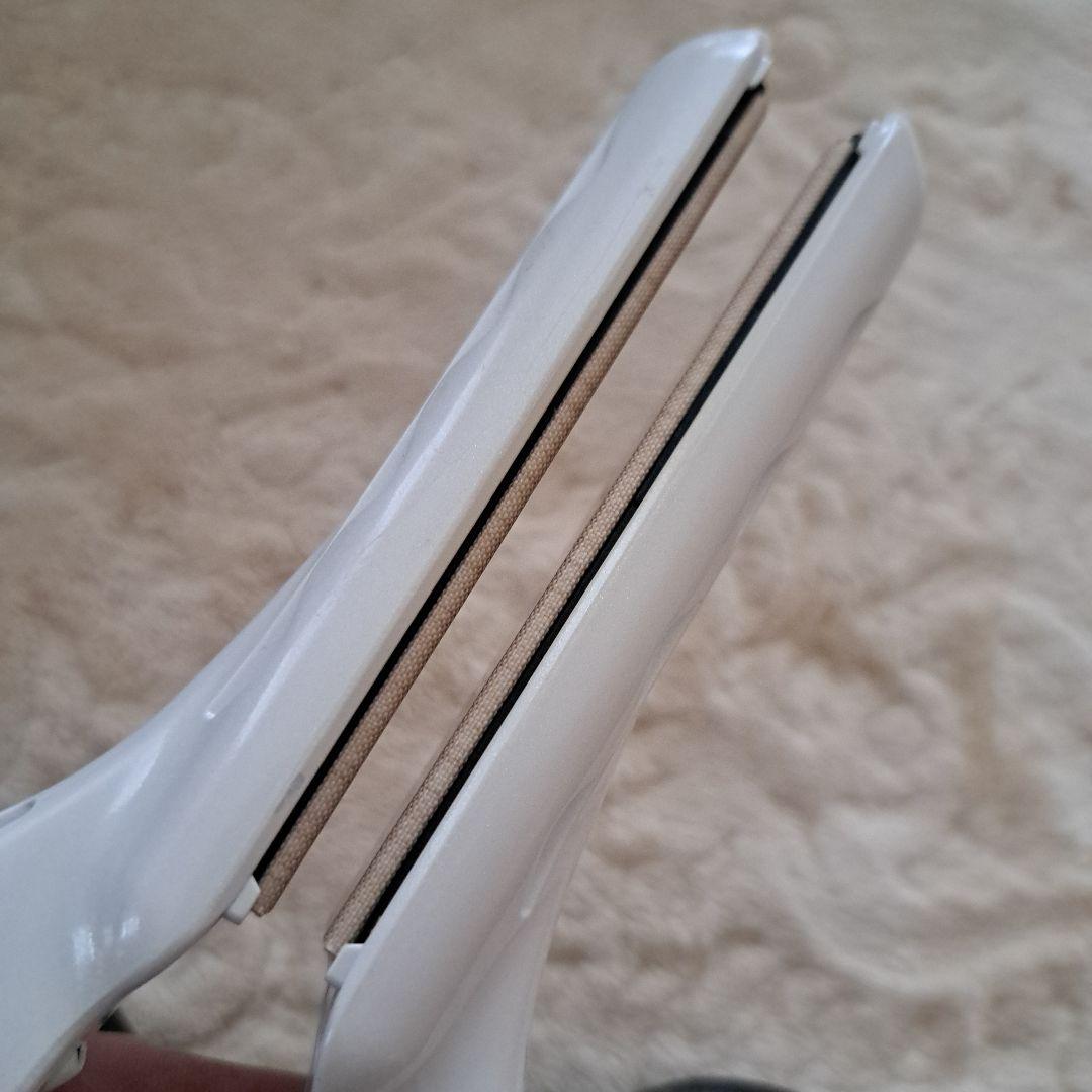 キヌジョ　絹女　LM-125　ストレートアイロン