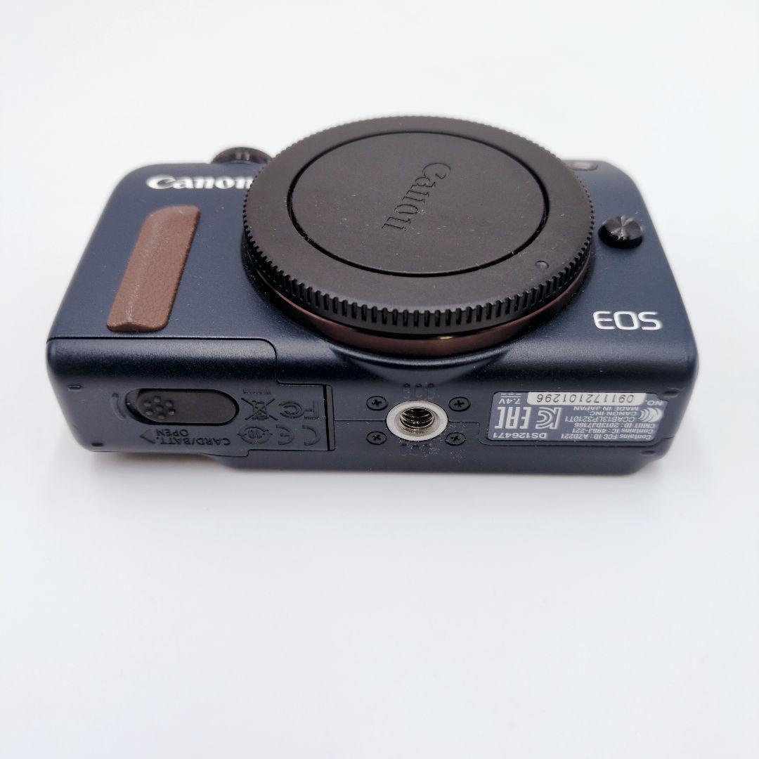 【極美品】キャノン Canon EOS M2 ダブルズームレンズキット ブルー