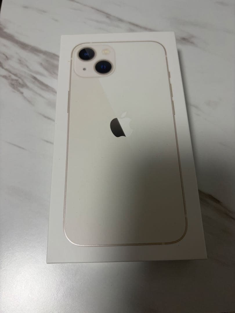 Apple iPhone 13 ホワイト 本体　ガラスフィルム付き