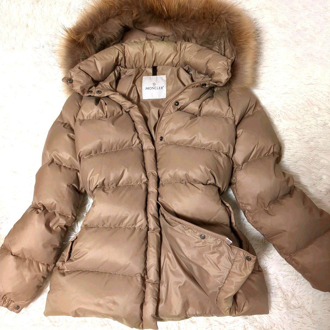美品✨️　モンクレール　ヴァレンティーヌ　ダウン　ラクーンファー　フード付　00