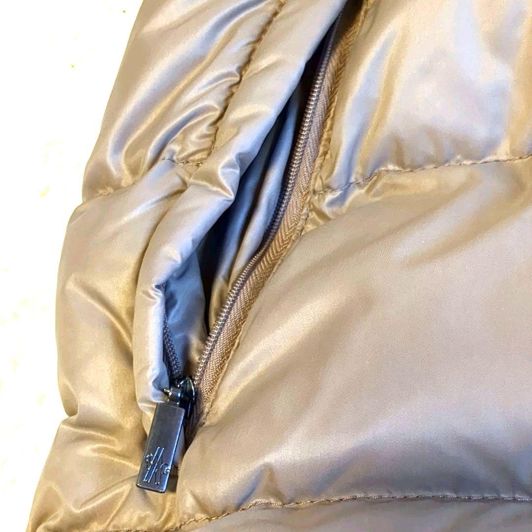 美品✨️　モンクレール　ヴァレンティーヌ　ダウン　ラクーンファー　フード付　00