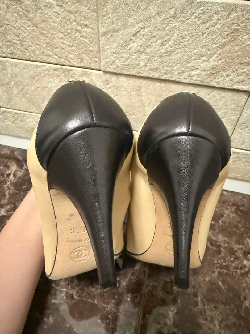 CHANEL シャネル　ベージュ ブラック ハイヒールパンプス　34 1/2