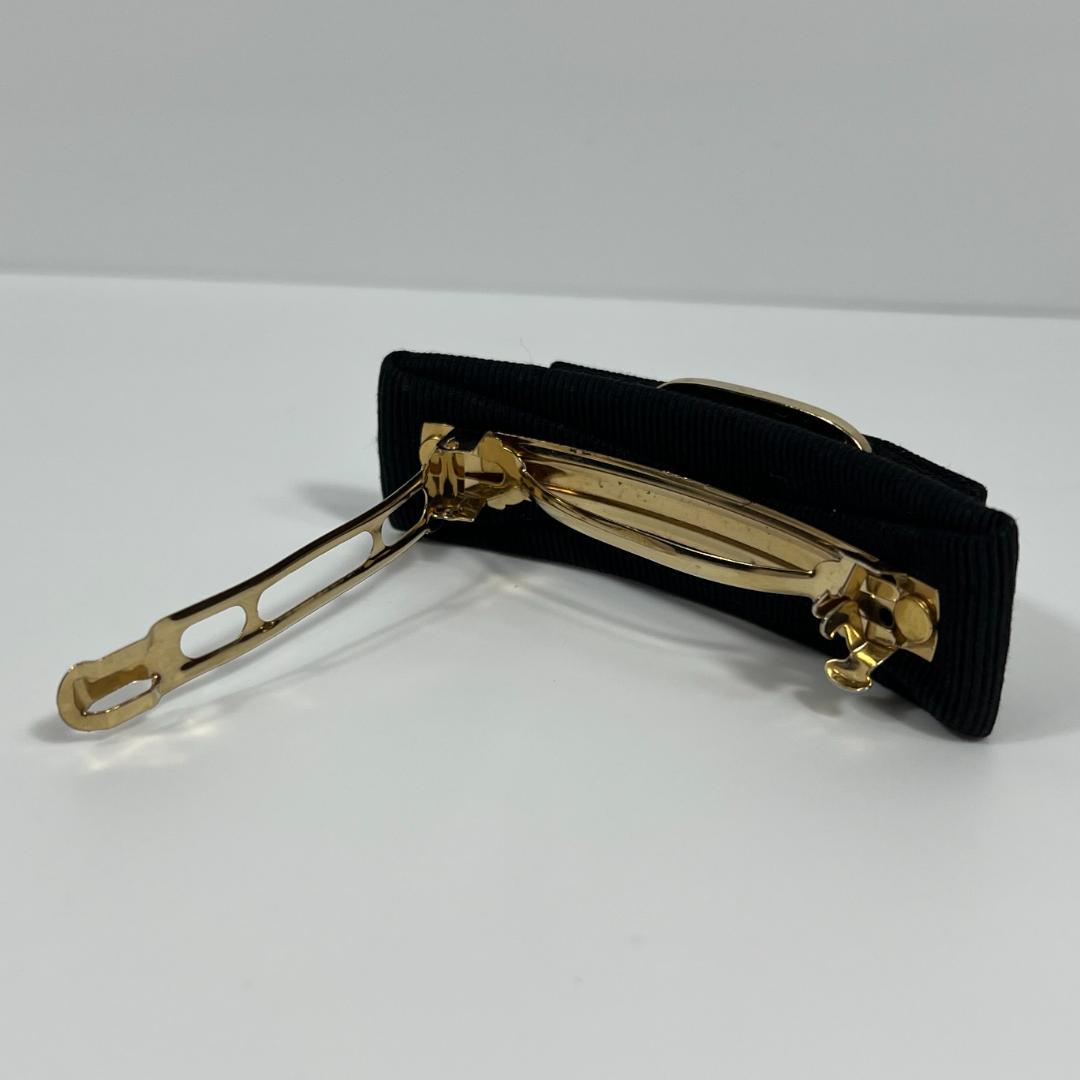 フェラガモ　バレッタ　ブラック　ヴァラ　MBZ203