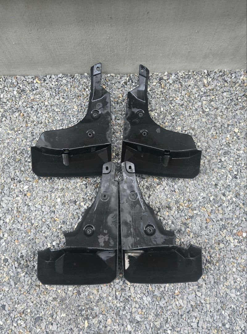 rav4 usマッドガード　本体のみ