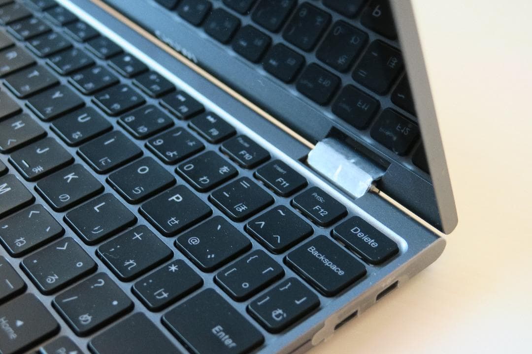 新品同様！UMPC 保護シール付き！CHUWI MiniBook X N100