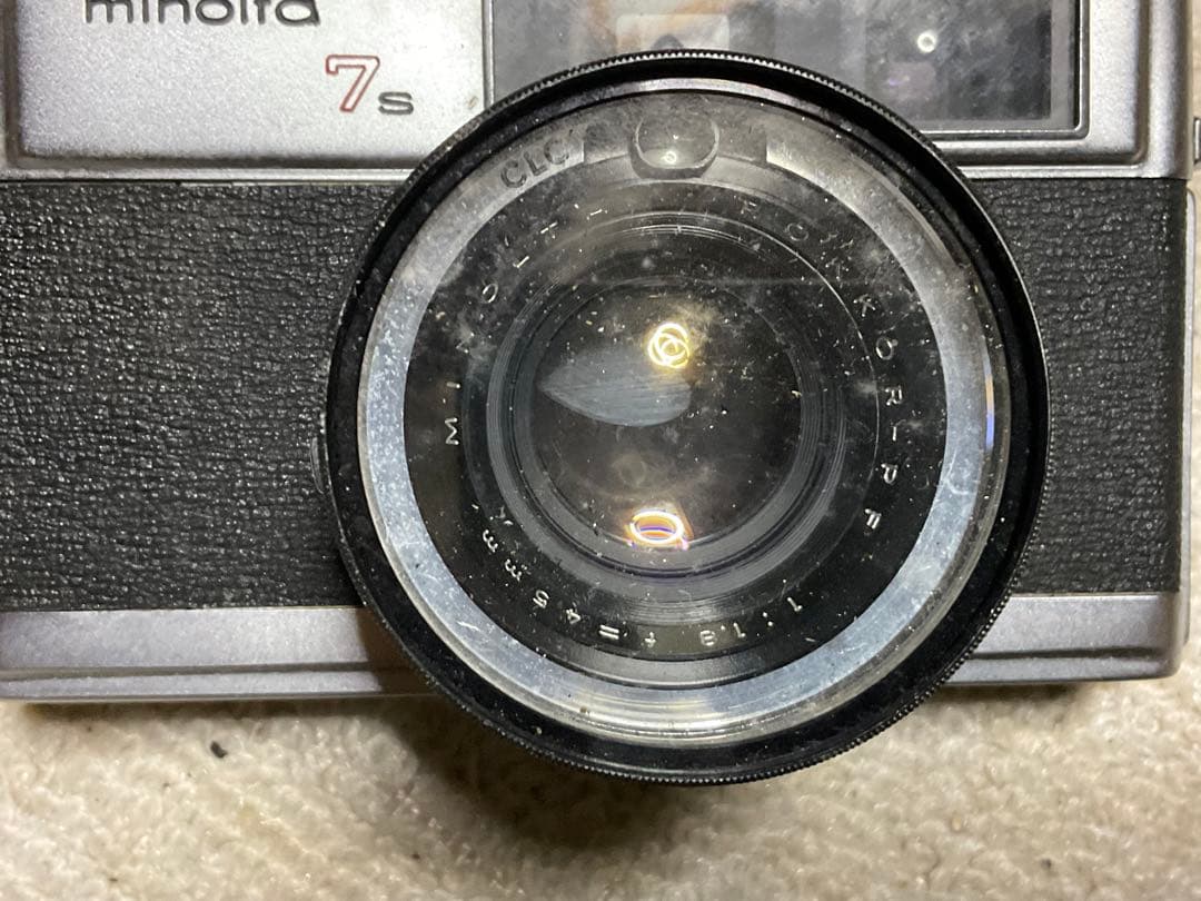 ミノルタ・7S。フイルムカメラ。【中古品　現状　カメラカバーなし　昭和レトロ】。