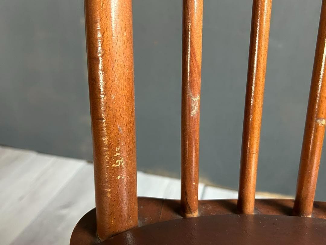 ヴィンテージ　ウィンザーチェア　スポークチェア　座園　レザー　洋風　クラシック