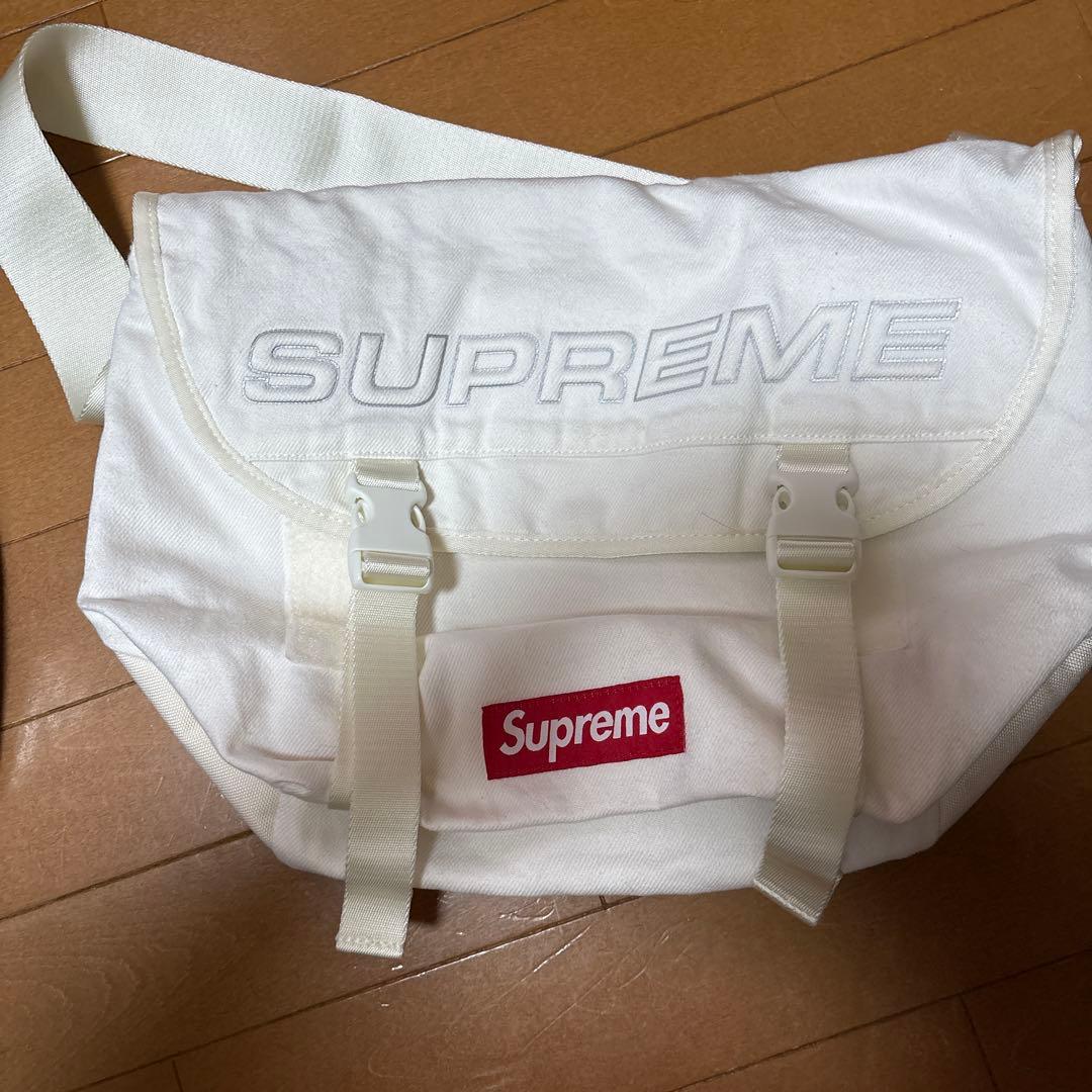 Supreme メッセンジャーバッグ ホワイト
