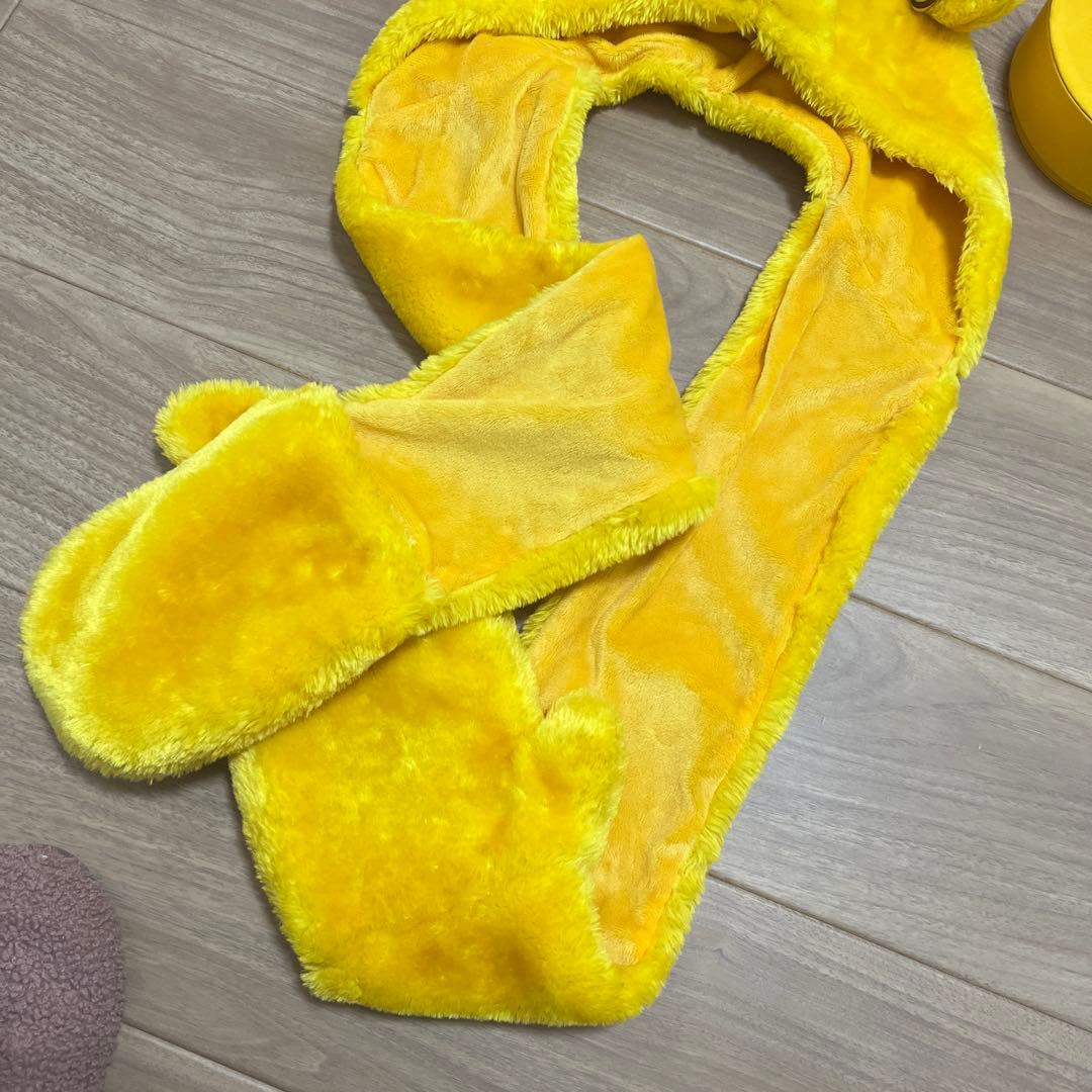 ディズニーリゾート　プーさん　マフラーキャップ　Disney ケース