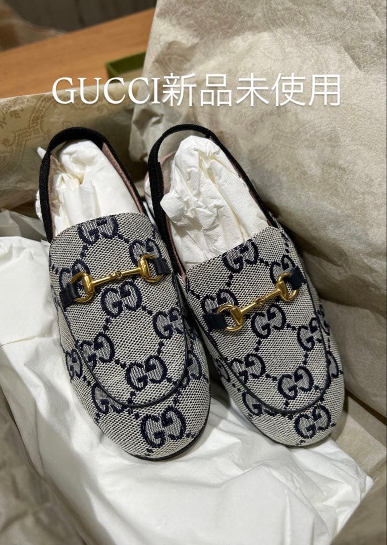 GUCCI GGパターン サンダル (新品未使用)