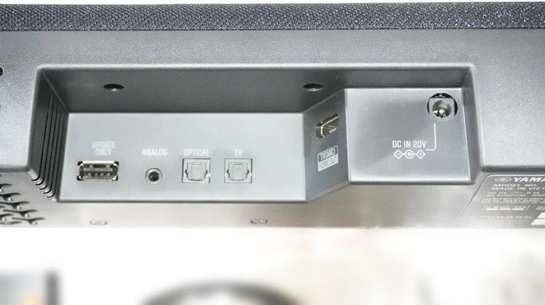 YAMAHA サウンドバー SR-C20A　PCモニター下やTVの下に丁度いい！