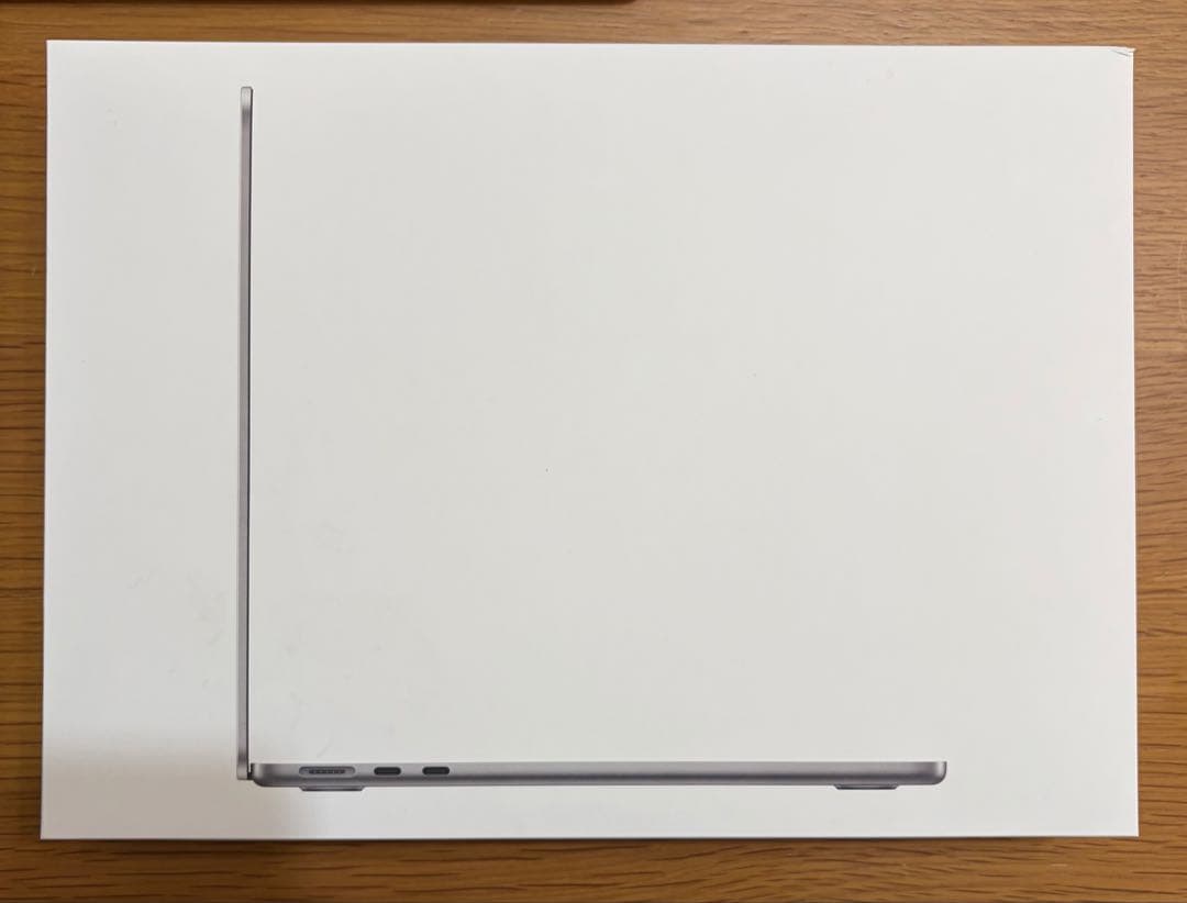 MacBookAirM3美品13インチ16GB256GB放電29回箱付