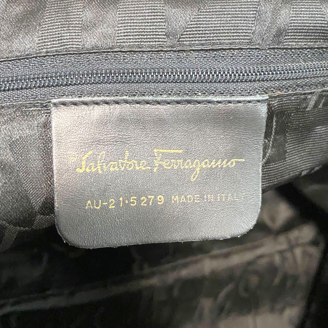 希少✨Salvatore Ferragamo Animal Boston Bag
