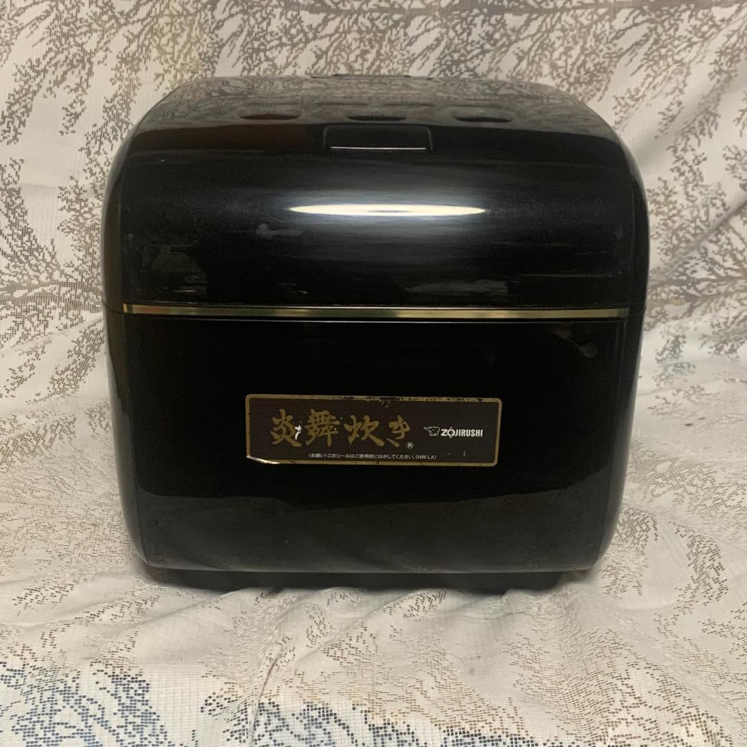 Qthong le■象印 NW-LA18 1升 10合 炎舞炊き 黒漆■