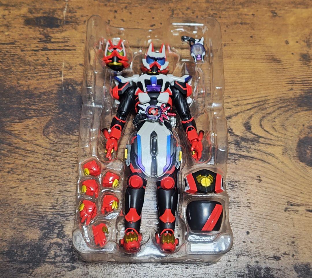 SHFiguarts 仮面ライダーギーツ 4体セット